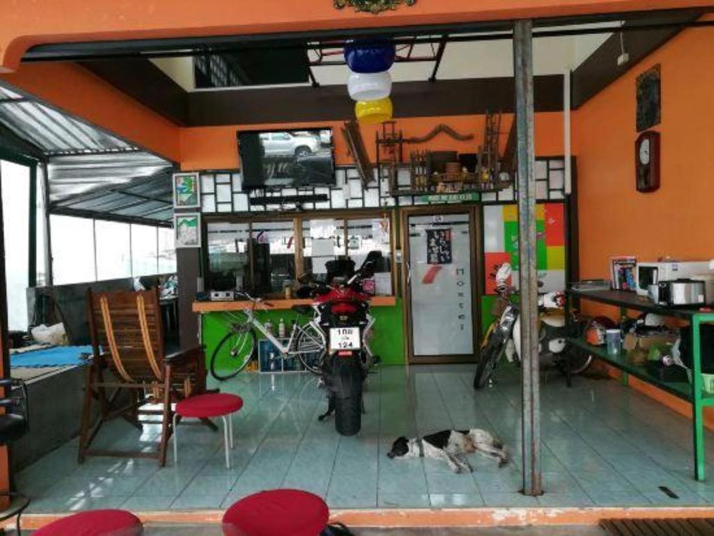 Oyo 586 I Hostel Phuket Exterior foto